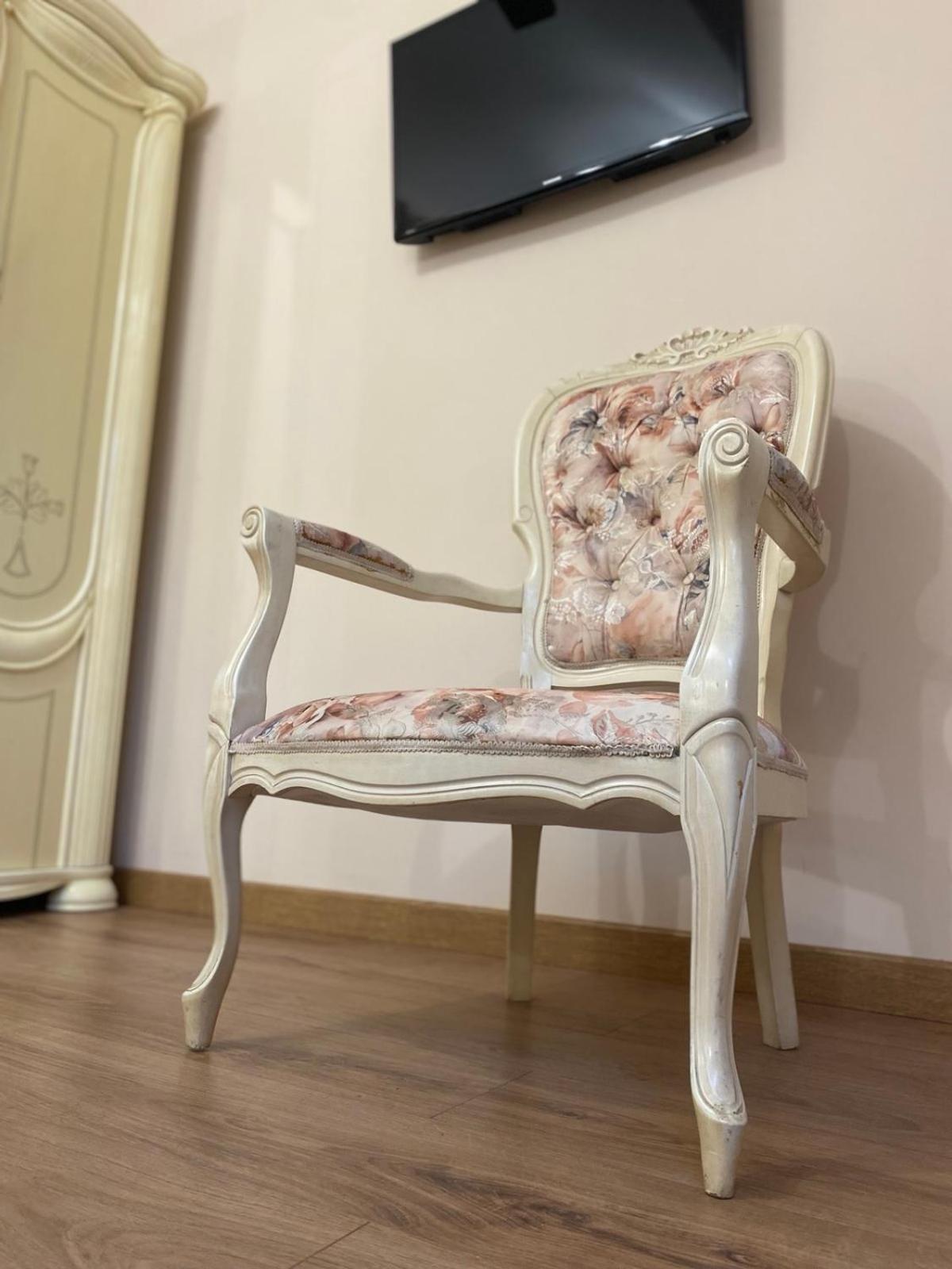 Apart Yaroslava Osmomysla 9 Square - City Center 利沃夫 外观 照片
