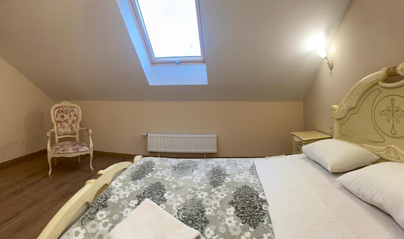 Apart Yaroslava Osmomysla 9 Square - City Center 利沃夫 外观 照片
