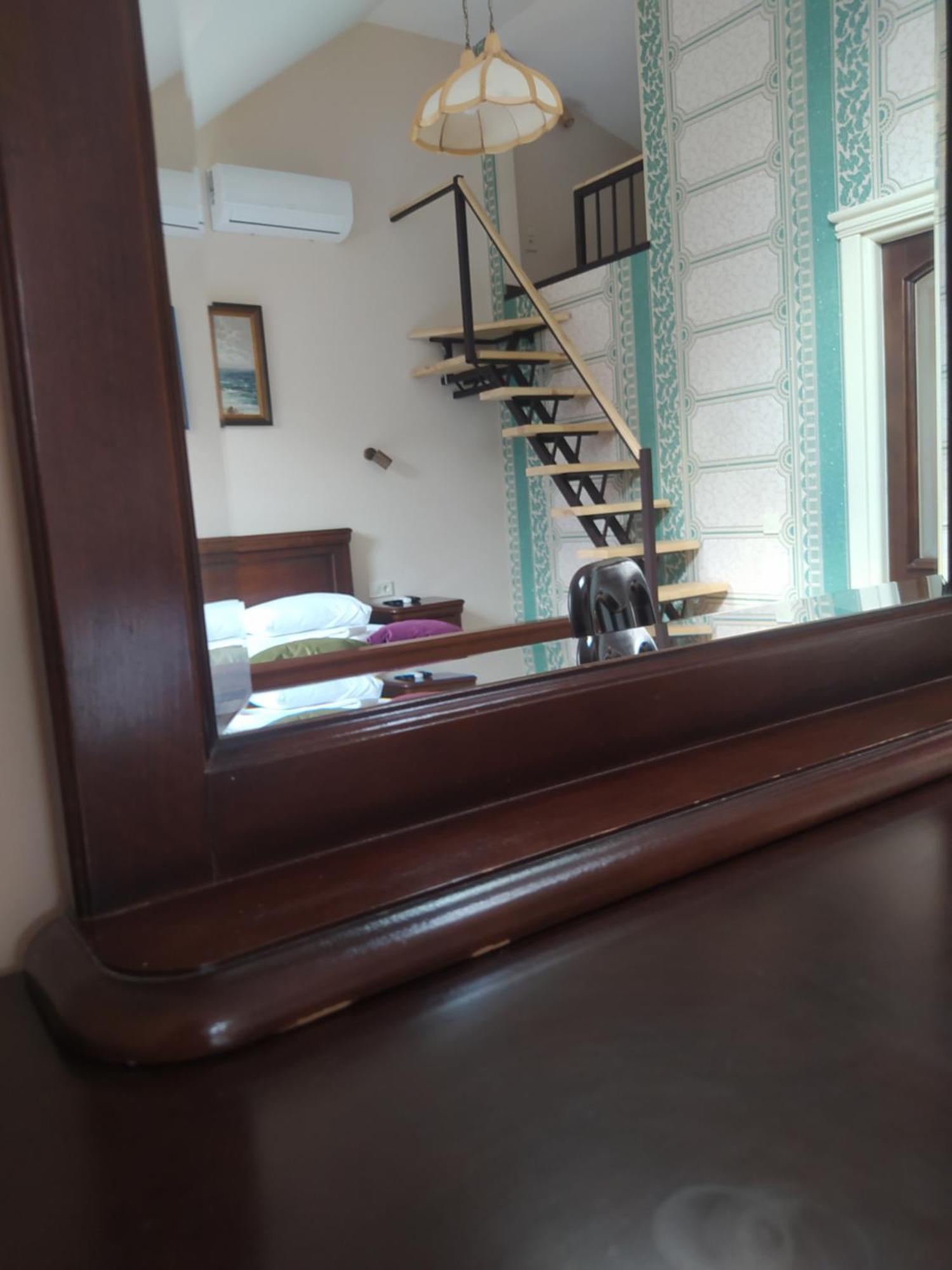 Apart Yaroslava Osmomysla 9 Square - City Center 利沃夫 外观 照片