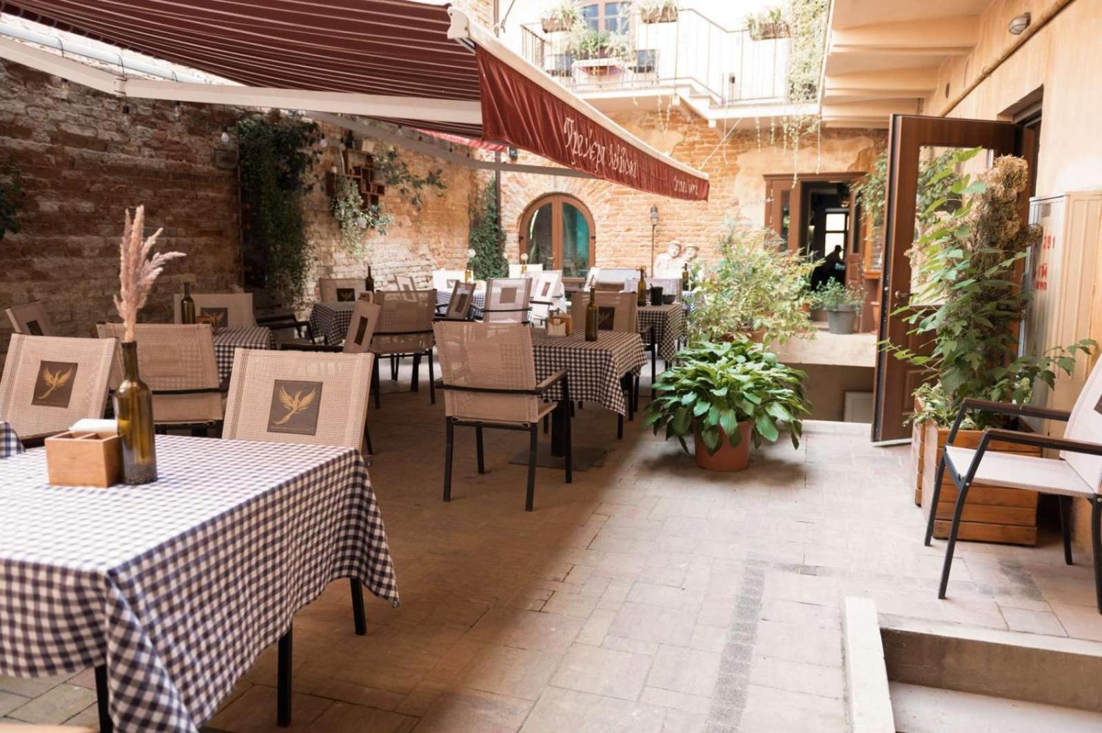 Apart Yaroslava Osmomysla 9 Square - City Center 利沃夫 外观 照片