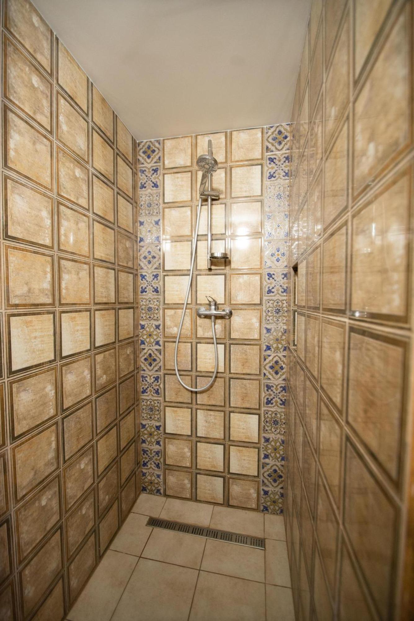 Apart Yaroslava Osmomysla 9 Square - City Center 利沃夫 外观 照片