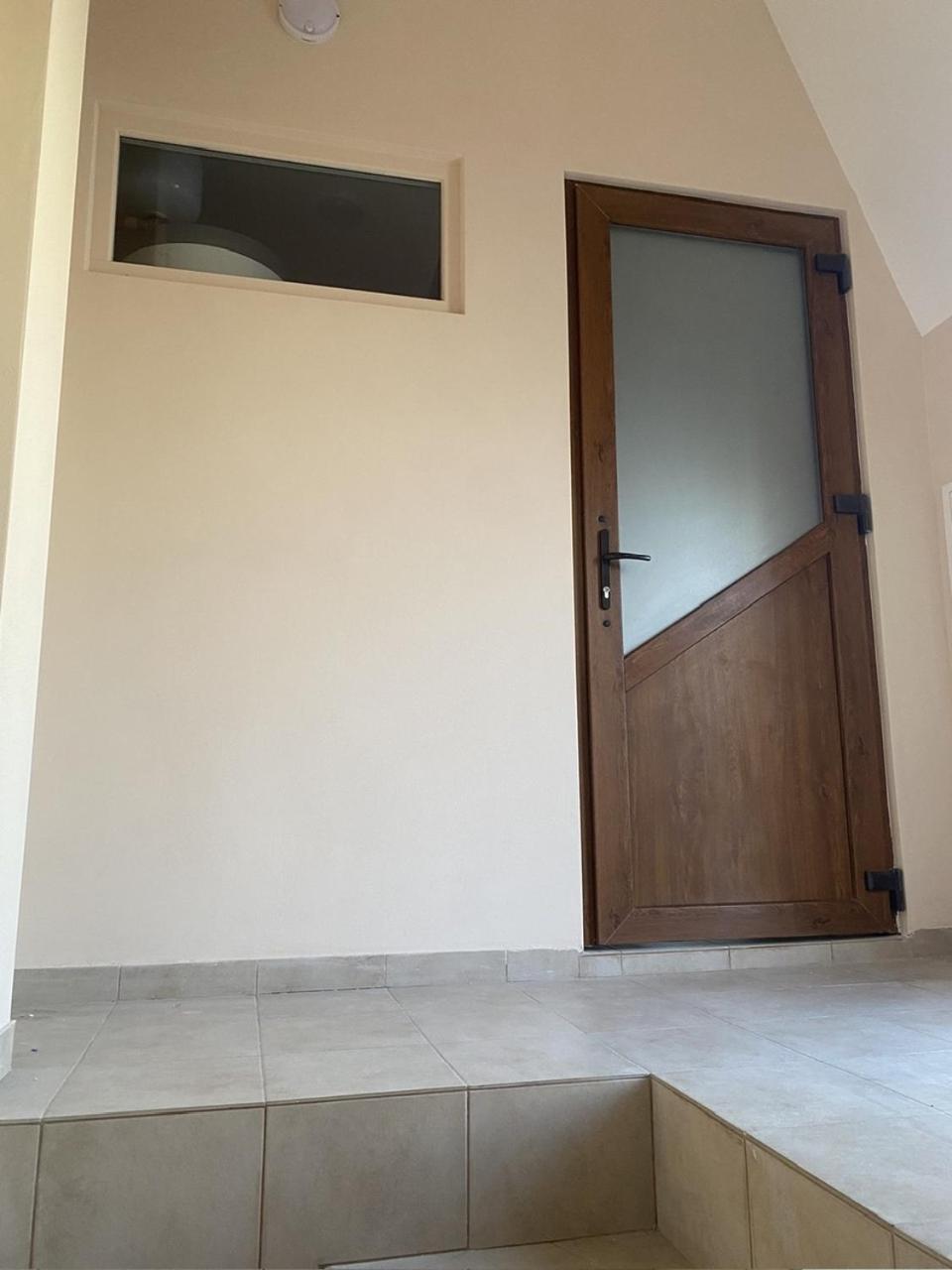 Apart Yaroslava Osmomysla 9 Square - City Center 利沃夫 外观 照片