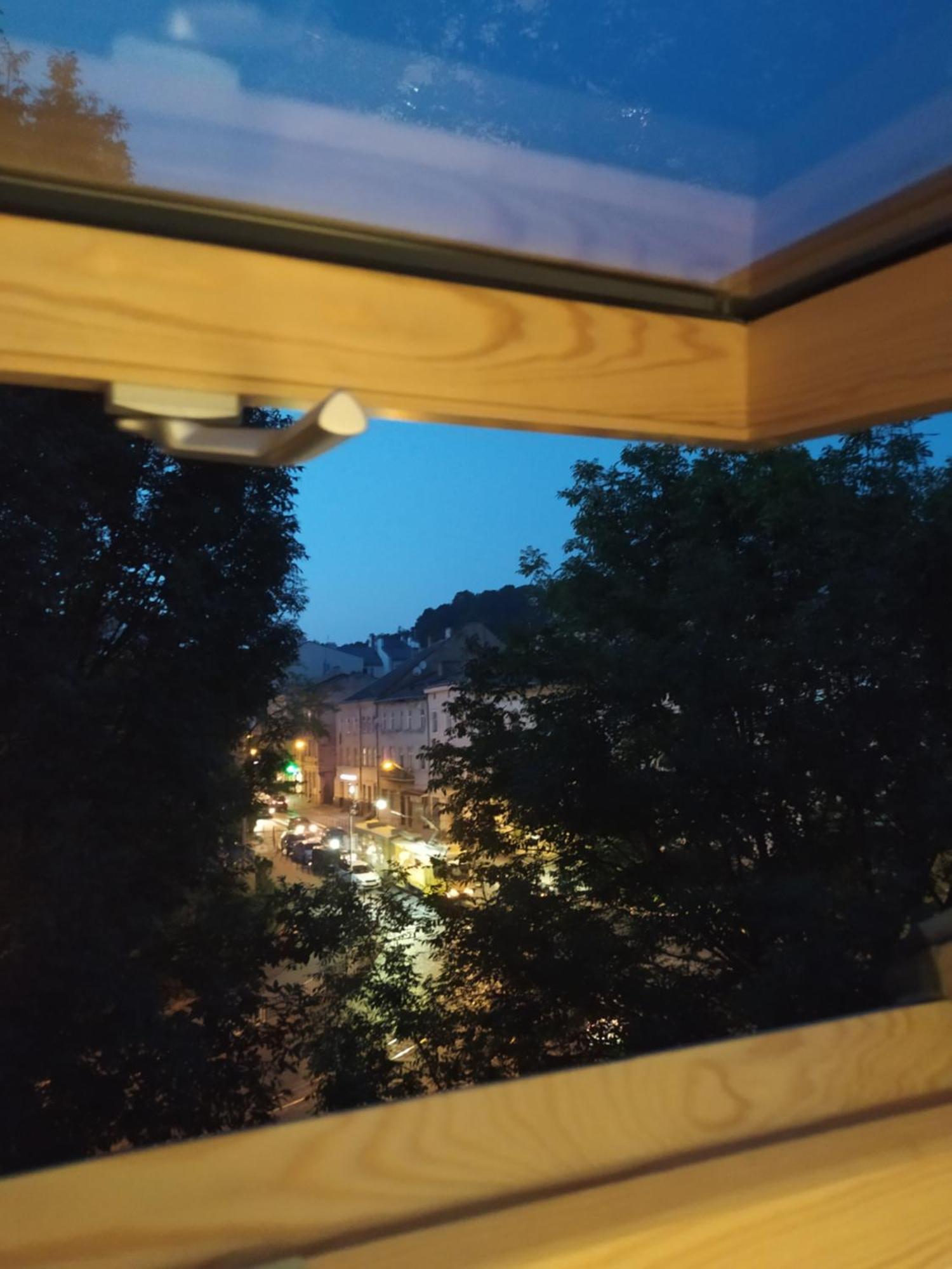 Apart Yaroslava Osmomysla 9 Square - City Center 利沃夫 客房 照片