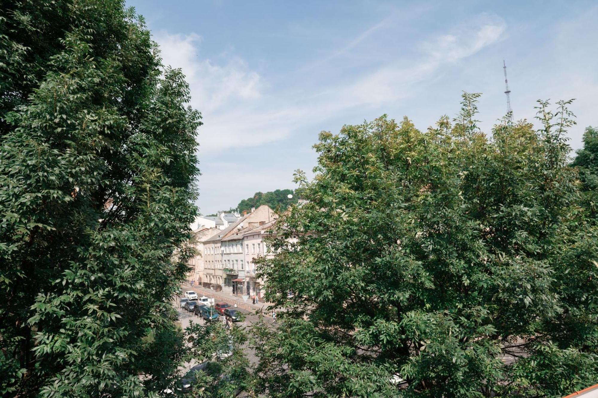 Apart Yaroslava Osmomysla 9 Square - City Center 利沃夫 客房 照片